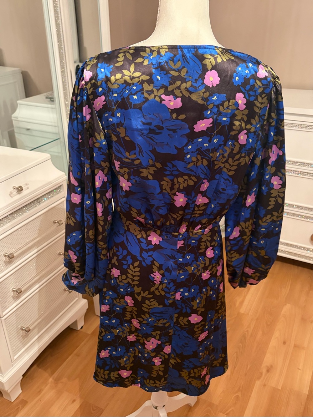 Vero Moda Long Sleeve Blue Floral Satin Dress Size M - Picture 4 of 11